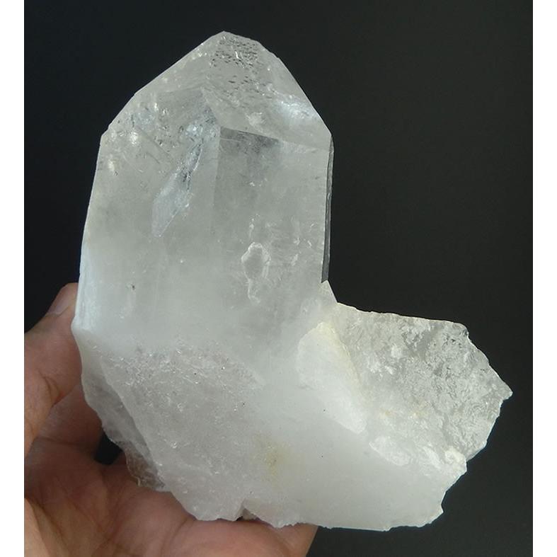 トライゴーニッククォーツ水晶558g虹あり セルフヒールド 美しい透明感