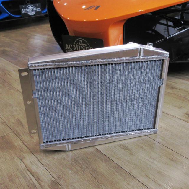 ケータハム アルミラジエーター ／ CATERHAM S3,RS200 Sigma,Kseries Late,SV,2006年以降 ACAJ73157PBAC MINDS