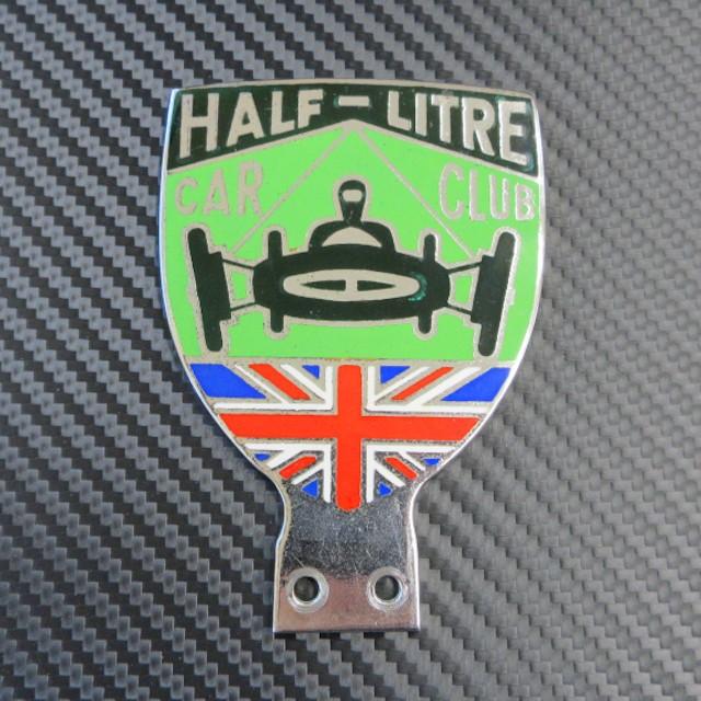 HALF -LITRE CAR CLUB カーバッジ