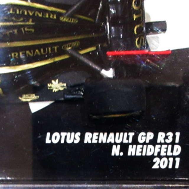 スパーク ミニチャンプ ミニカー ロータス ルノーGP R31 ニック