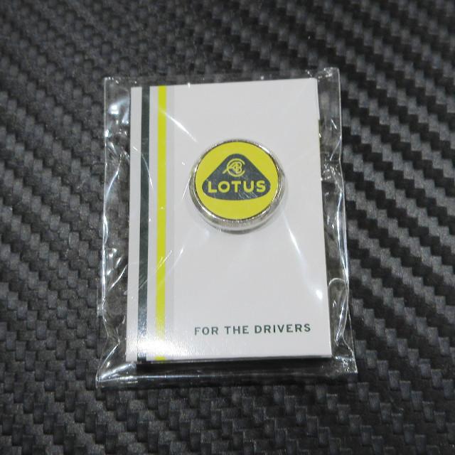 ロータス LOTUS ピンバッジ 丸型 マグネット : AC MINDS AUTOJUMBLE