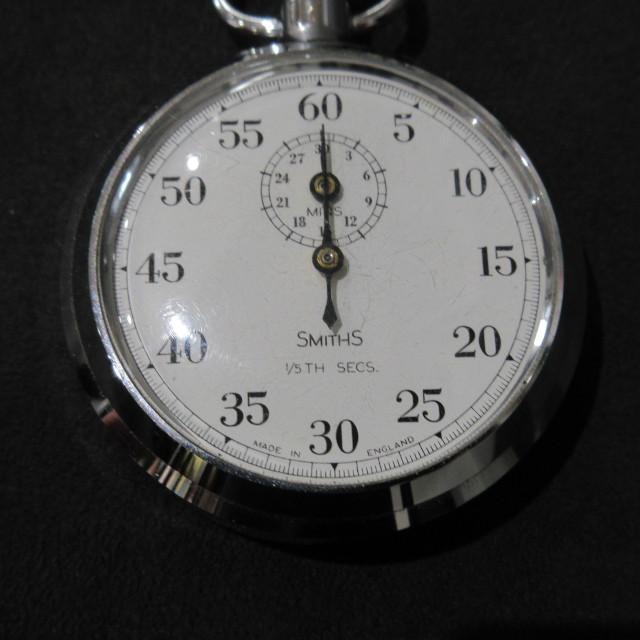 スミス SMITHS ストップウォッチ クローム 1/5TH SECS : AC MINDS