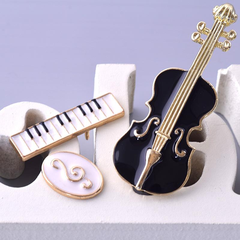 ブローチ 楽器3点セット バイオリン ピアノ 音符 ジャケット スーツ