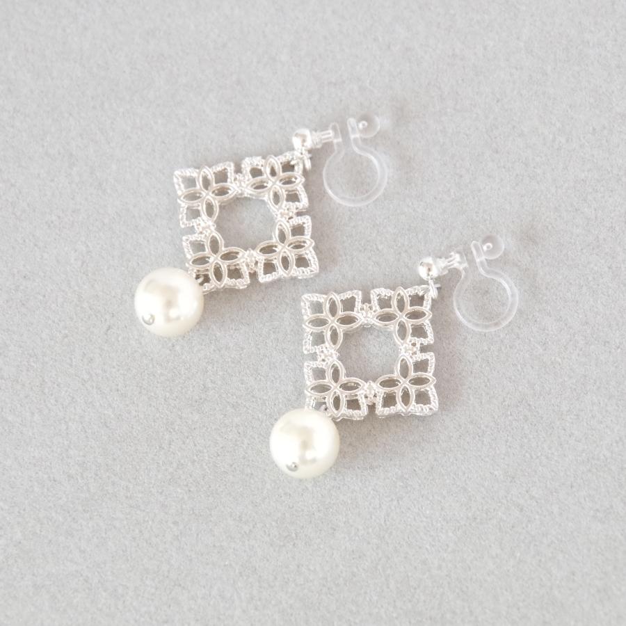 イヤリング 痛くない 揺れる スクエア 幾何学模様 シルバー カラー イエロー 貝パール 夏 お買い得モデル