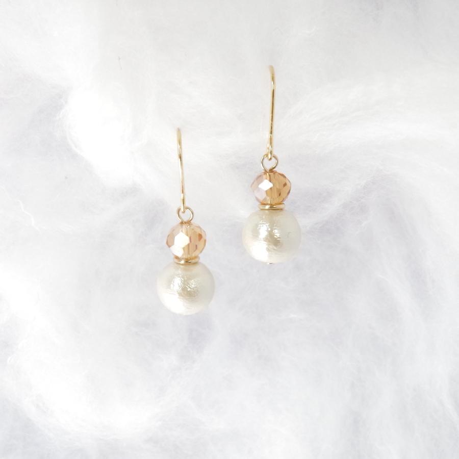 イヤリング 雪だるま 日本製 ピンクベージュガラス 40代 50代