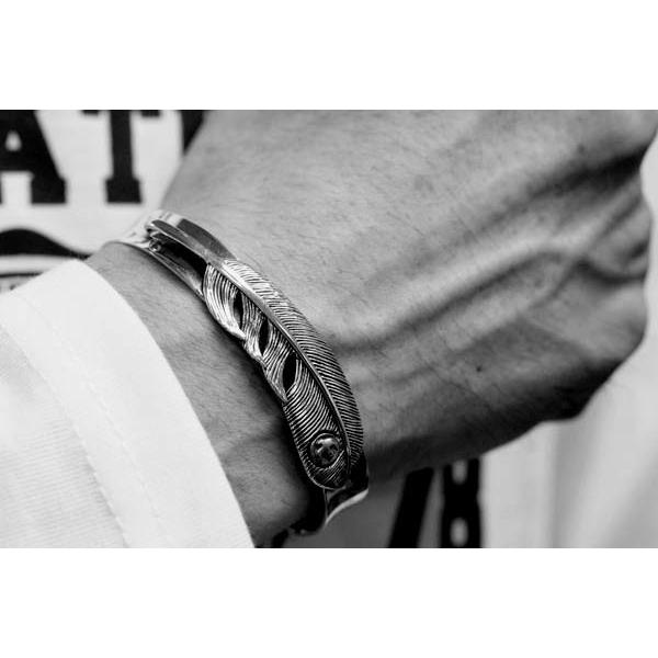 Indian Jewelry シルバー　　　フェザーバングル インディアンジュエリー ナバホ フェザー シルバー バングル