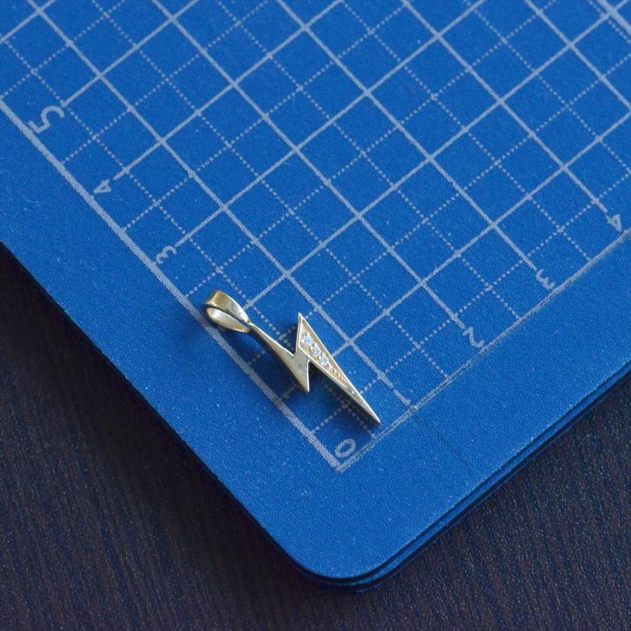 ペンダントトップ メンズ 18金 k18 18k ダイヤモンド 稲妻 ユニセックス 男性 ネックレストップ ペンダントヘッド 爆買の画像