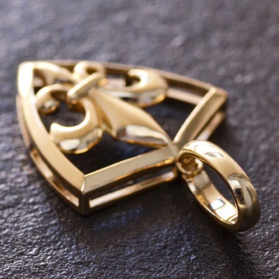 ペンダントトップ メンズ 18金 K18 メンズペンダントトップ 百合の紋章