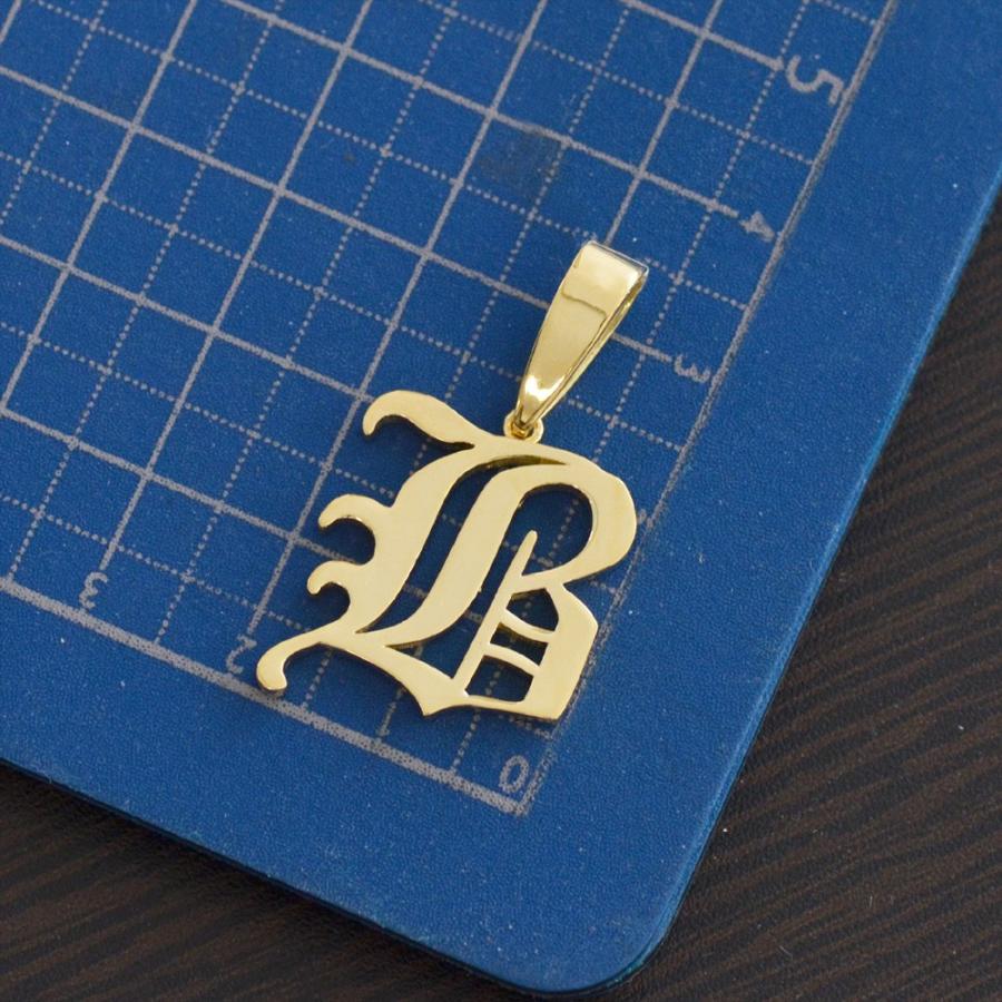 K18 WG イニシャルペンダント B K18 WG イニシャルペンダント B