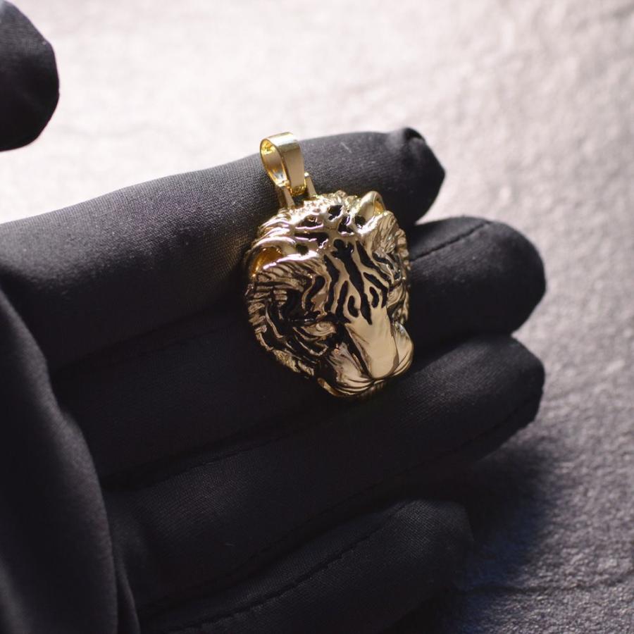 K18 18金 トップ 3.7g 18金 ペンダントトップ メンズ K18 タイガー 虎 喜平用 ゴールド