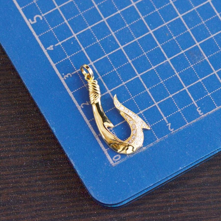ペンダントトップ K18 フィッシュフック ダイヤモンド メンズ 18金