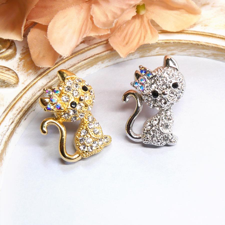 タイタック タックピン 小さいブローチ ネコ 猫 キャットお座り
