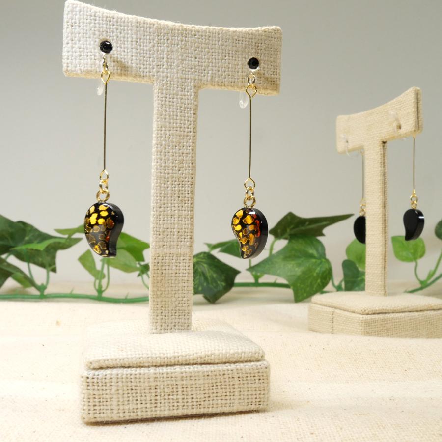ノンホールピアス イヤリング 樹脂 揺れる 勾玉 ヒョウ柄 レオパード