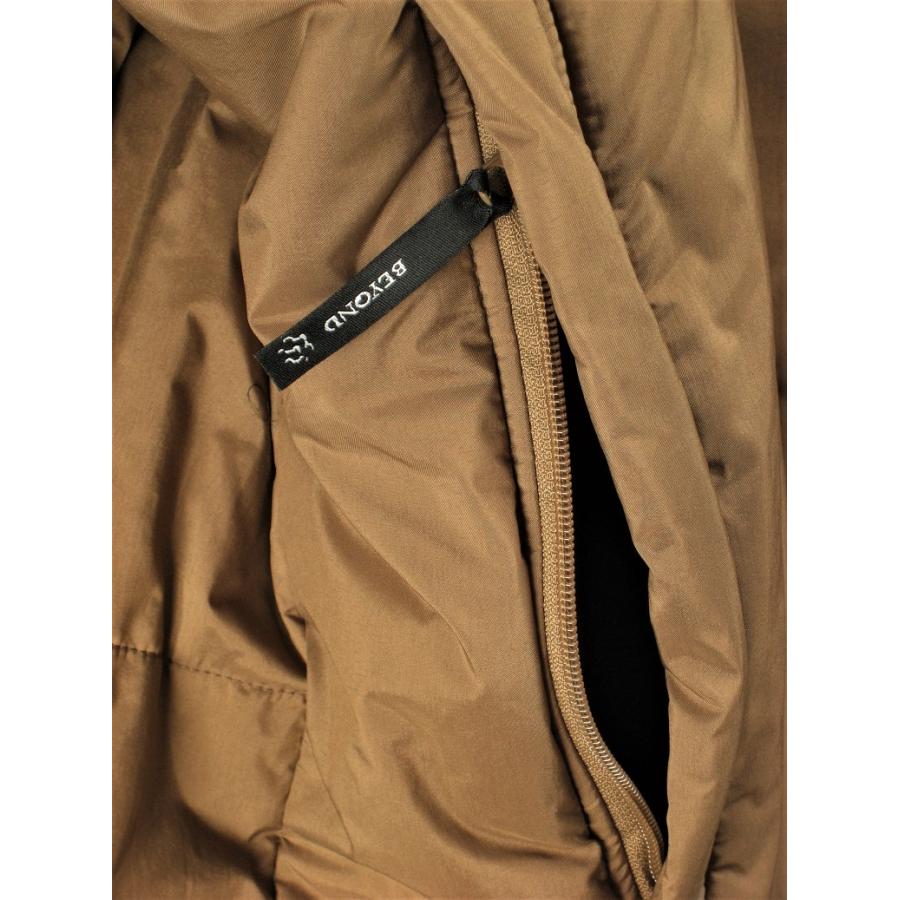 US.SURPLUS BEYOND PCU LEVEL7モンスターパーカ Size US.MEDIUM 【米軍