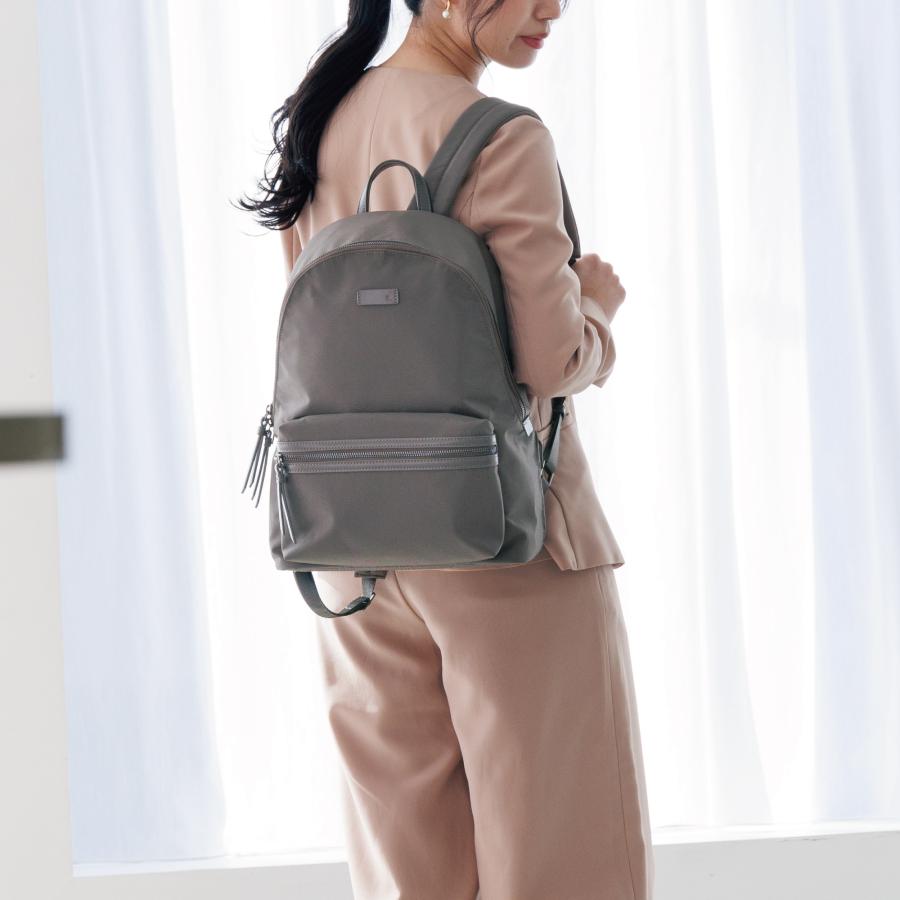 ace. GENE LABEL 公式 レディースビジネス A4 13.3インチ