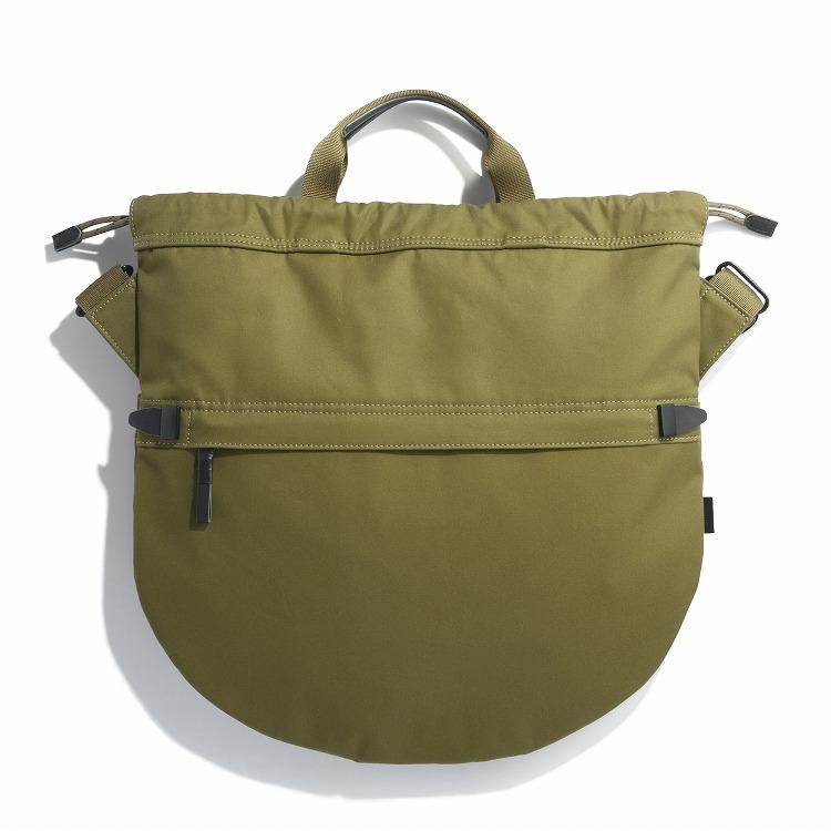 UNTRACK アントラック　ヘルメットバッグ　UOMO オンオフ使えるオールラウンダー】「アントラック」のヘルメット