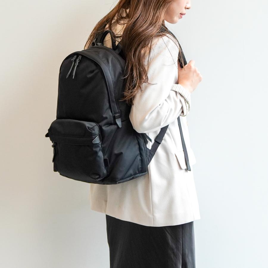 UNTRACK リュックサック カジュアル 通勤 バックパック デイパック