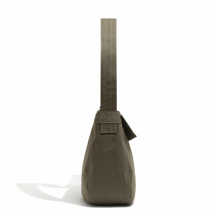 UNTRACK アントラック CITY PLUS / NEWSPAPER ニューズペーパーバッグ