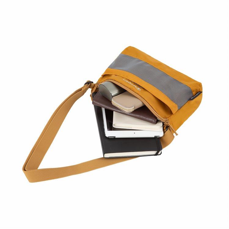 Champion（チャンピオン） ショルダーバッグ ヨコ型 3L メンズ