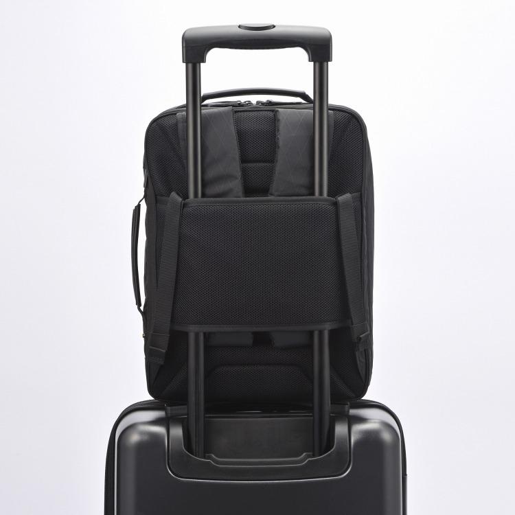 未使用 エース ガジェタブルHGX 前持ちリュック 67391 9リットル