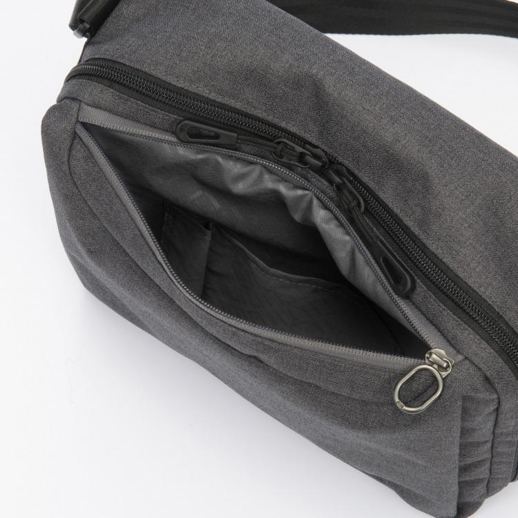 ACE様の専用 ace. エース公式 ショルダーバッグ メンズ ace 10.1インチ