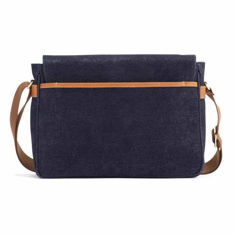 BRIC'S（ブリックス） ショルダーバッグ LIFE ライフ 日本企画 カブセ