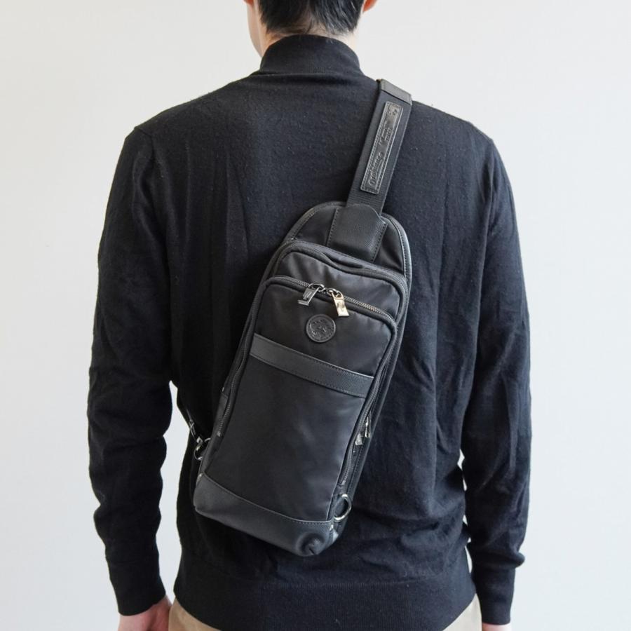 Orobianco（オロビアンコ） 父の日 ギフト ボディバッグ メンズ