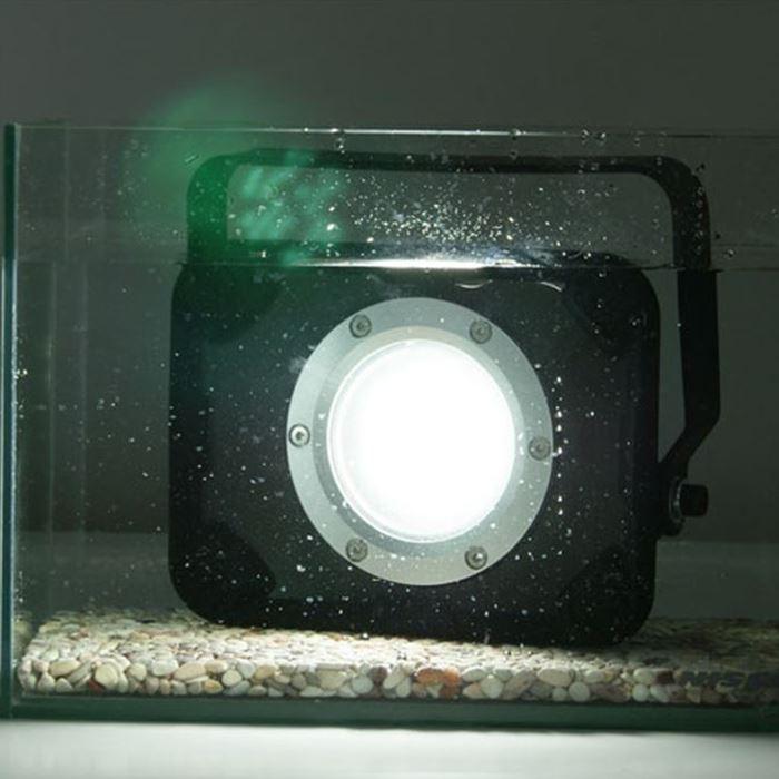 富士倉 PRO仕様 HIGH POWER LED 充電式投光器 SVB-25W 照明器具 富士倉 PRO仕様 HIGH POWER LED 充電式投光器 SVB-25W 照明器具