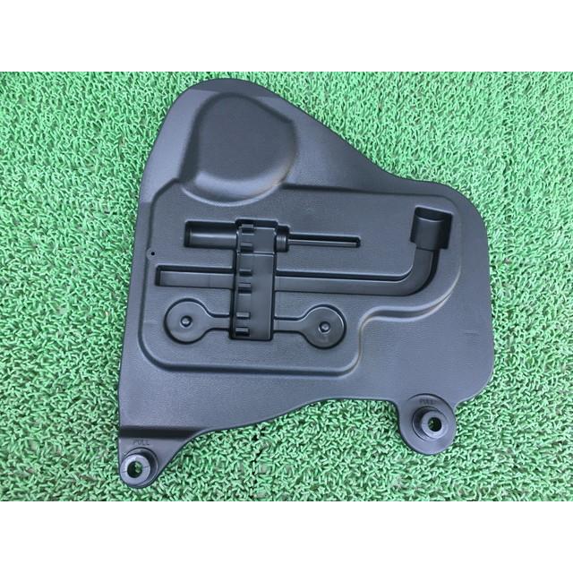 ☆新品☆TT1 TT2 TV1 TV2 TW1 TW2 サンバー バッテリーカバー 工具