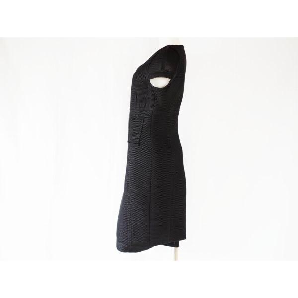 ESCADA #snc エスカーダ ワンピース 36 黒 半袖 Vネック タイト バック 