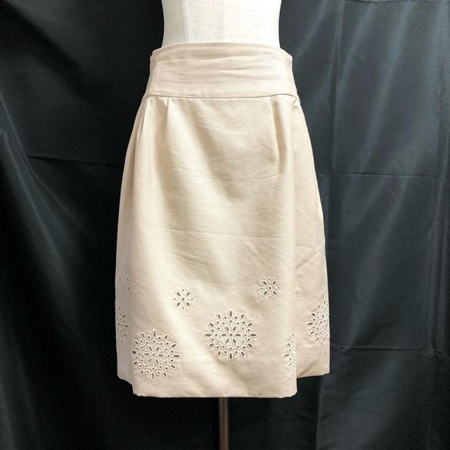 anc フォクシー FOXEY スカート 42 ベージュ カットワーク バック  