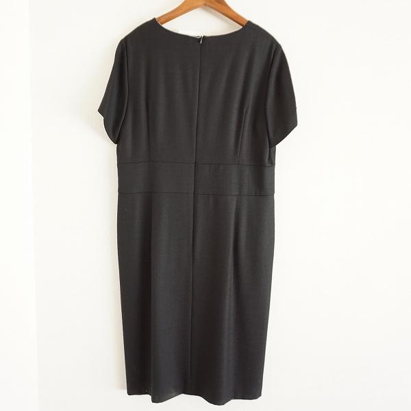 ESCADA #snc エスカーダ ワンピース 42 黒 半袖 柄 レディース