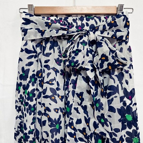 イヴサンローラン 花柄スカートスーツ M anc イヴサンローラン Yves Saint Laurent セットアップ M 白 紺