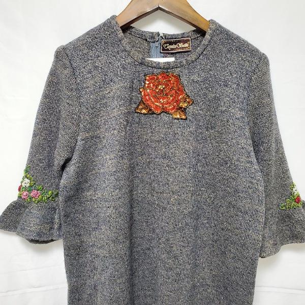 #wnc サイトウトヨコ 斉藤都世子 ワンピース グレー ニット スパンコール 刺繍 薔薇 五分袖 レディース [919133]_2