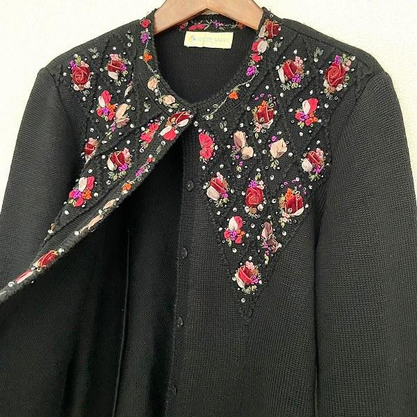 ビーズ装飾付き黒ロングコートアトリエサガン ビーズ装飾付き黒ロングコートアトリエサガン wnc アトリエサガン