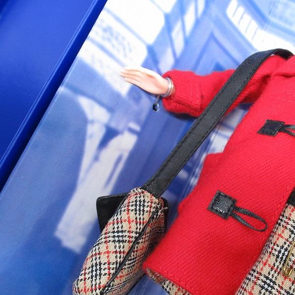 本物レア！バーバリーブルーレーベルバービー人形新品 ane バーバリーブルーレーベル BURBERRYBLUELABEL 人形 バービー