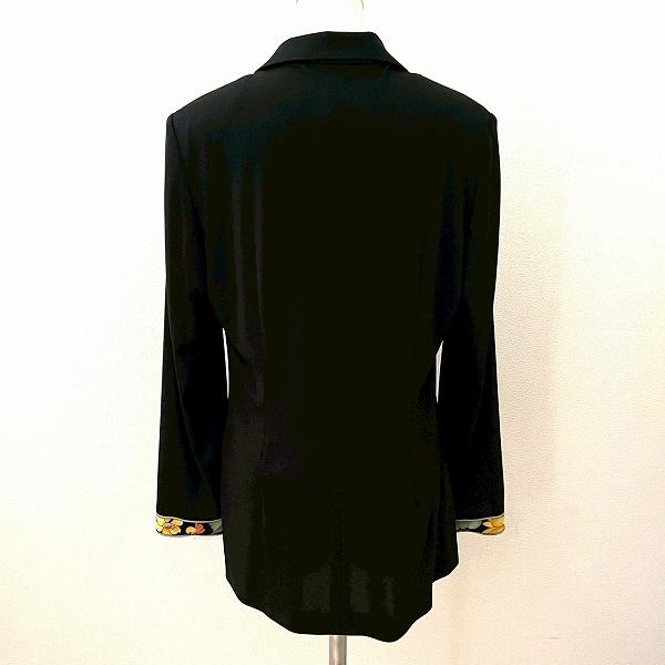 【新品】レオナール LEONARD コート 薄手 ジャケット 黒 花柄 匿名配送 anc レオナール LEONARD ジャケット M 黒 白 花柄 薄手