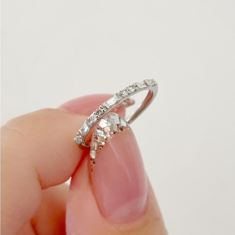 細い プラチナリング バケットカット ダイヤモンド  バケットリング　指輪 重ね付け 細い指輪 Pt950  0.1ct  ハーフエタニティー サイズ５ から サイズ２０の画像