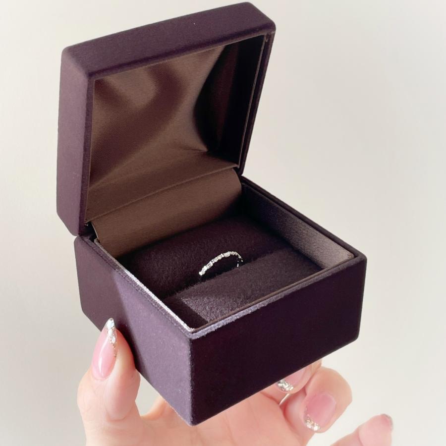 細い プラチナリング バケットカット ダイヤモンド  バケットリング　指輪 重ね付け 細い指輪 Pt950  0.1ct  ハーフエタニティー サイズ５ から サイズ２０の画像