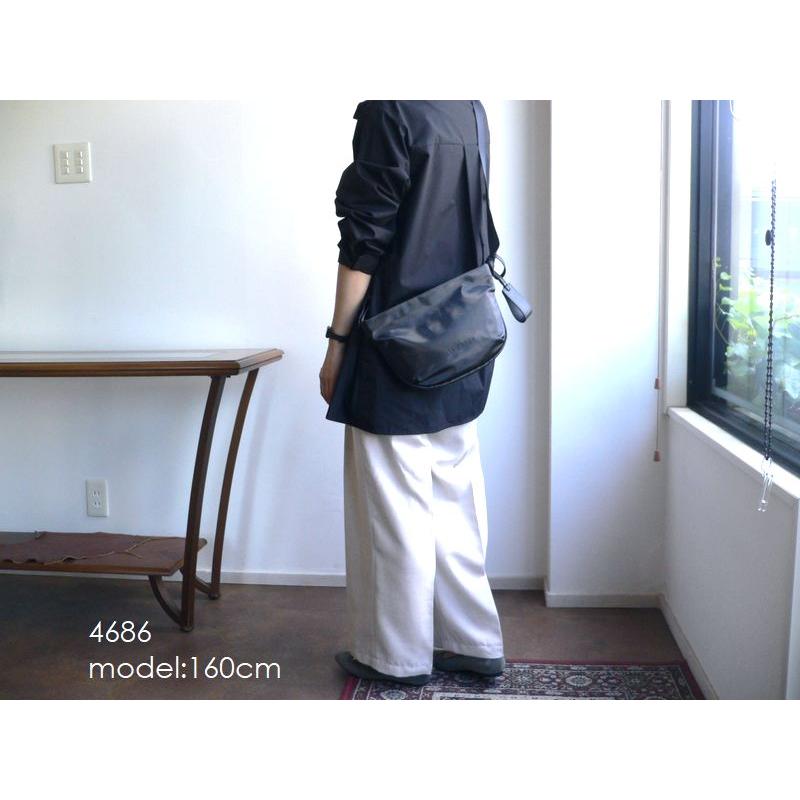 PELLE BORSA（ペレボルサ） バッグ コンパクト ラウンド ショルダー