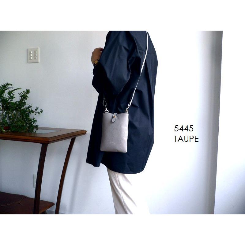 PELLE BORSA（ペレボルサ） バッグ ポシェット ポケットショルダー