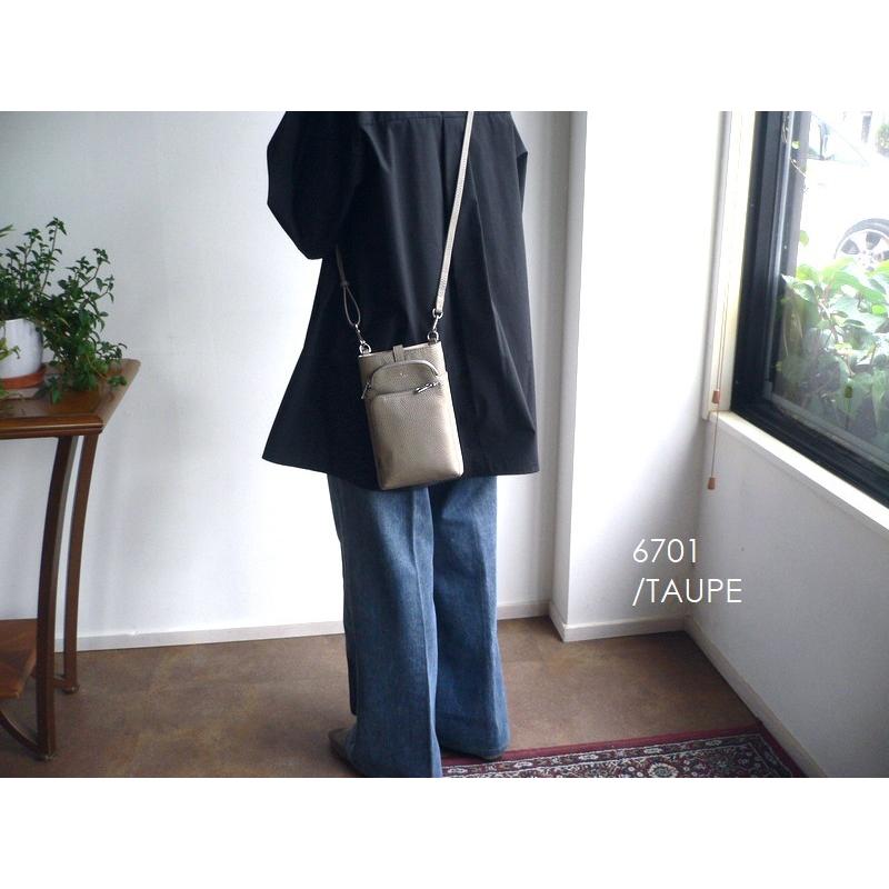 PELLE BORSA ペレボルサ バッグ ポシェット ショルダーバッグ PELLE BORSA ペレボルサ バッグ ポシェット ショルダーバッグ
