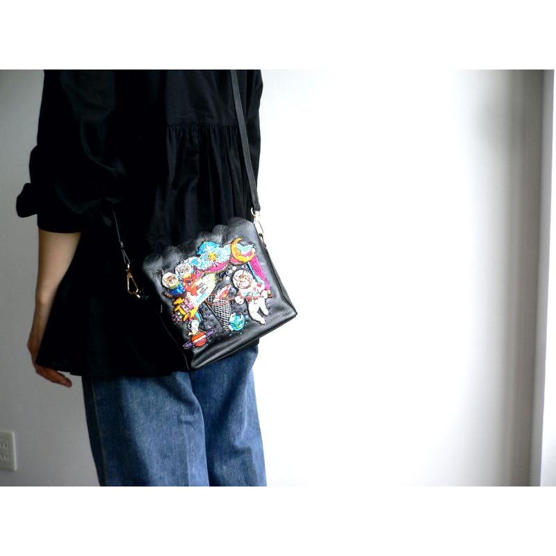 tamao world タマオワールド バッグ 刺繍 スカラップ ショルダー tamao world タマオワールド バッグ 刺繍 スカラップ ショルダー