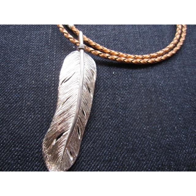 【原宿実店舗オリジナル】アコースティック 原宿実店舗オリジナルシルバーアクセサリー CARVE FEATHER PENDANT NECKLESS 完全受注製作 日本製 送料無料｜acoustic-smartspice