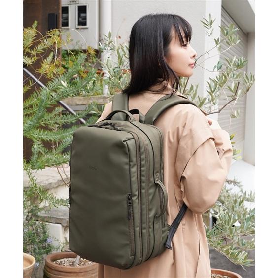 バッグ（鞄） fulcro フルクロ Explorer バックパック スリーク リュック デイパック 13L 耐水 A4対応 15インチPC収納 キャリーオン (アクアカルダ 送料無料)_17
