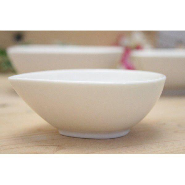 全3種の大きさあります。陶器 しずく ボウル (S) 小 ニューボン