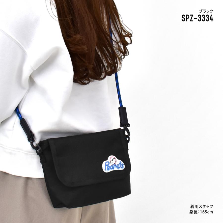 SNOOPY（スヌーピー） ショルダーバッグ ミニバッグ 撥水 小さめ 軽量
