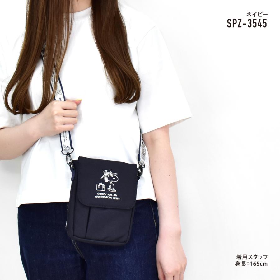 SNOOPY（スヌーピー） ショルダーバッグ 撥水 サコッシュ トラベル