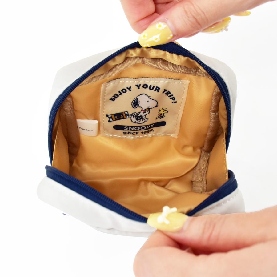SNOOPY（スヌーピー） ミニ 化粧ポーチ 大容量 軽量 小物入れ コスメ