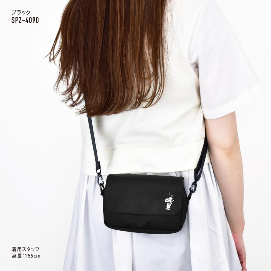 SNOOPY（スヌーピー） ミニ ショルダーバッグ カメラショルダー スマホ